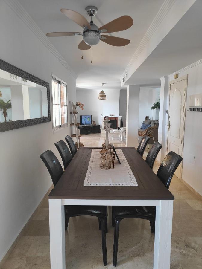 Center Beach 2 Beds Appartement Elviria 마르베야 외부 사진