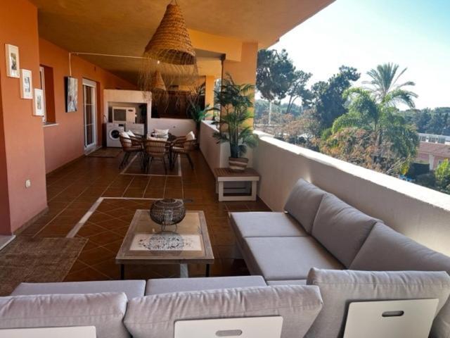 Center Beach 2 Beds Appartement Elviria 마르베야 외부 사진